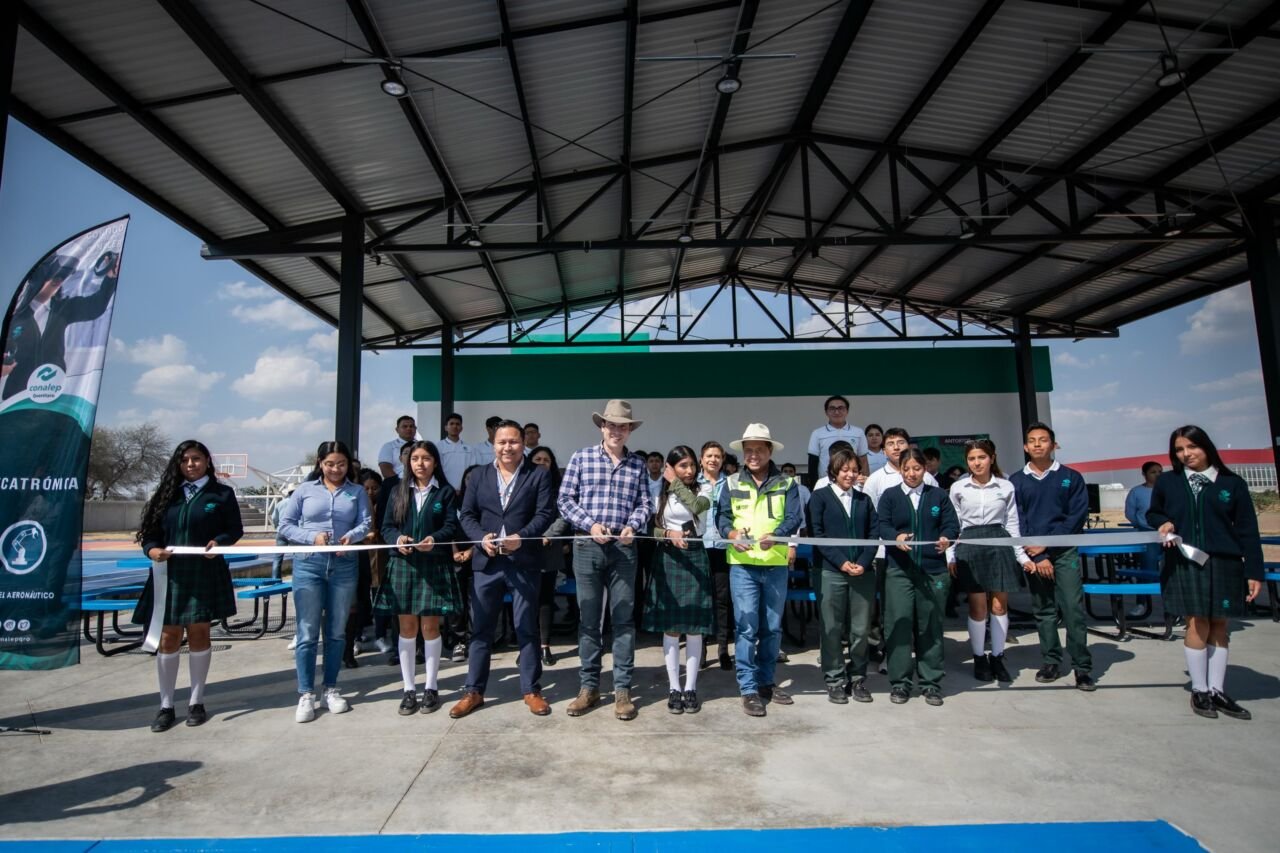 Rodrigo Monsalvo entrega y supervisa obras por más de 22 millones de ...